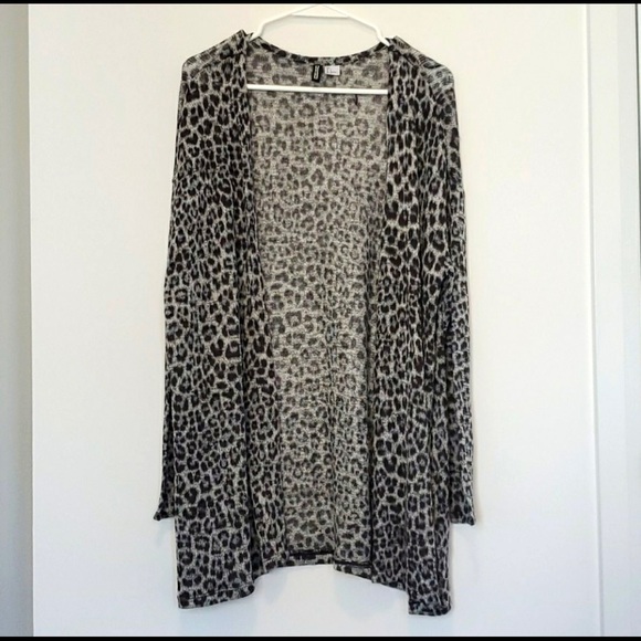 H&M - Divided - Leopard Print Long Cardigan - Picture 1 of 5